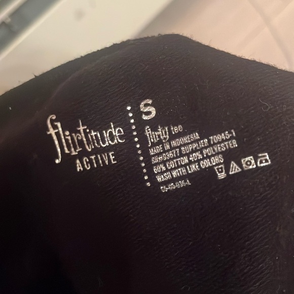 Black Long Sleeve Shirt with Ruched Detail Size S - Picture 2 of 2